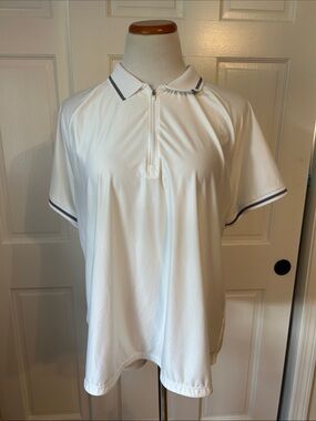 Mondetta White Short-Sleeve Zip Polo with Gray Trim